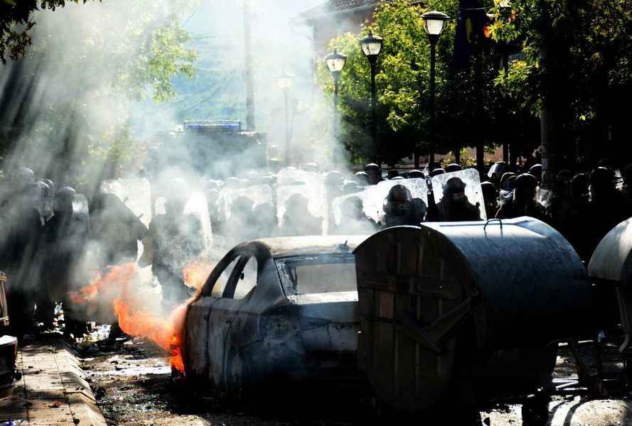 科索沃北部爆發示威衝突 北約維和人員逾30傷