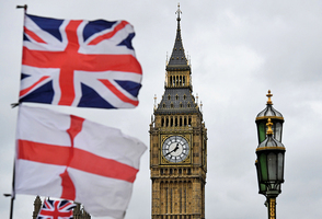 英國會通過政府脫歐法案