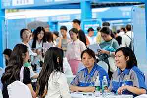 「大學投資不值」 中國年輕人就業危機加劇