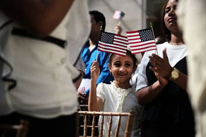 美國會提案大減親屬移民 取消綠卡抽籤