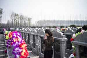 清除上海十萬棺材 共產黨霸佔五千間房子