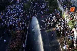 在全國激烈抗議 以色列通過法律限最高院權力