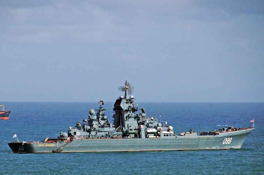 俄巨艦將退役 彼得大帝號有多慘