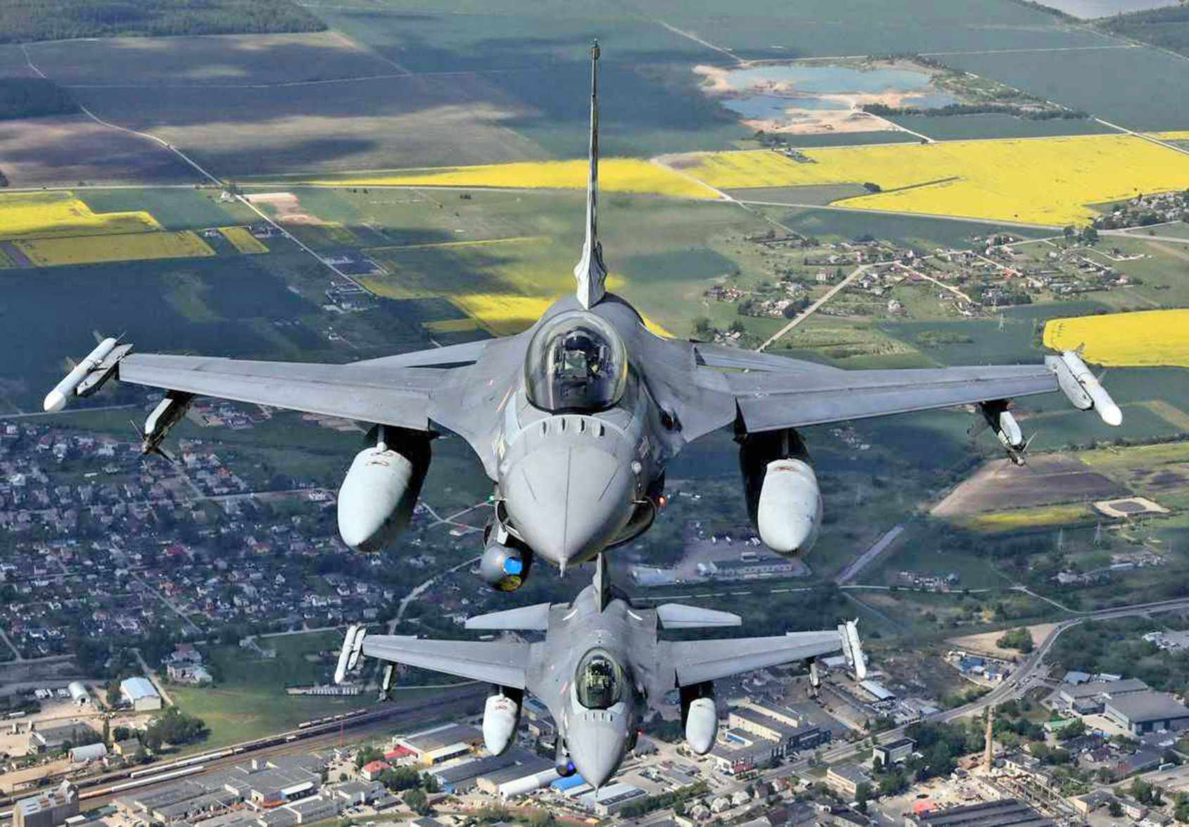 2023年5月23日，葡萄牙空軍F-16戰鬥機參加北約在希奧利艾附近立陶宛領空的波羅的海空中警務任務。（PETRAS MALUKAS/AFP）