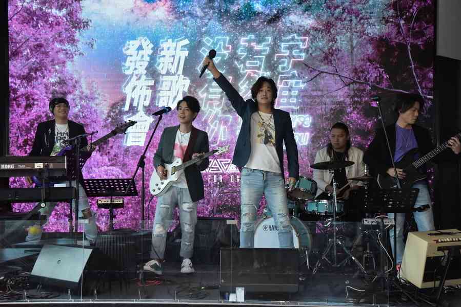 憶亡父之作 All For One新歌《宇宙若然沒有你》