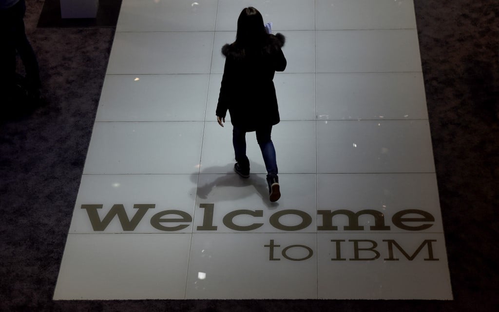 外媒《金融時報》報道，消息人士透露，前身為美國科技公司IBM旗下的IT服務公司Kyndryl Holdings，正計劃分拆其大陸業務。資料圖片。(TOBIAS SCHWARZ / AFP)