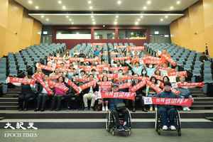 杭州亞殘運 香港殘疾學生交流團為運動員打氣