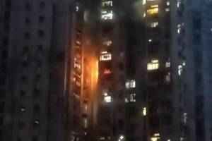 【有片】英明苑高層起火 消防疏散近200人