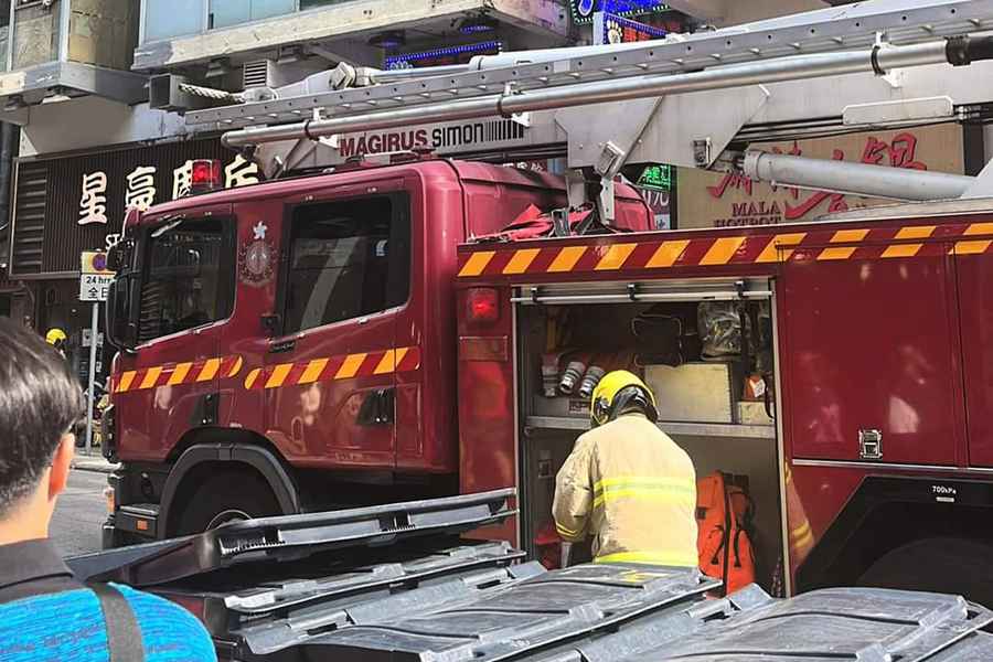 旺角食肆炸豆腐焫著油煙槽惹火警 消防救熄無人傷