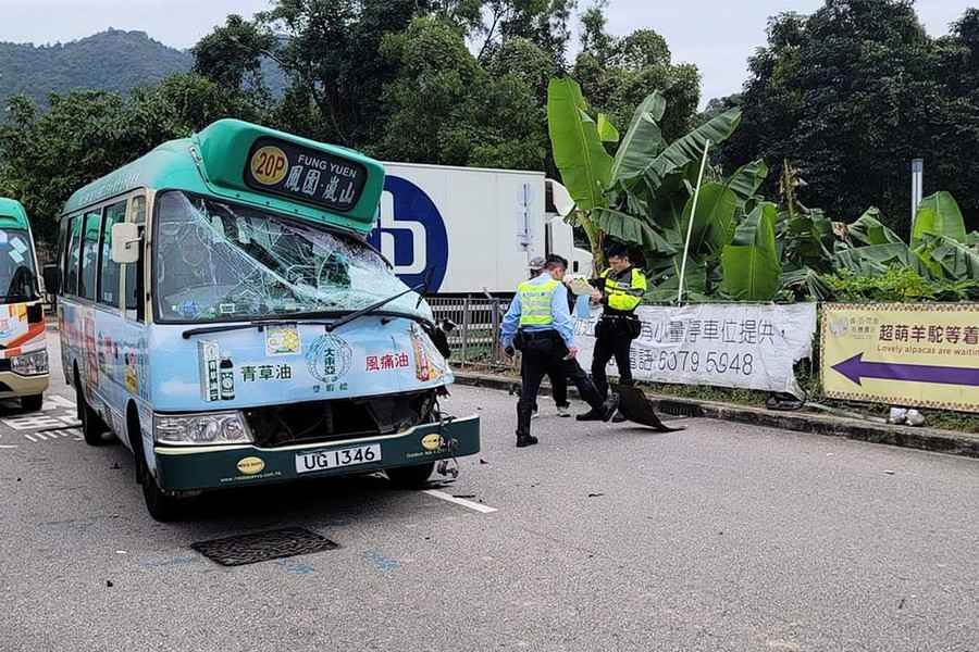 大埔貨車綠Van相撞 六人受傷送院治理