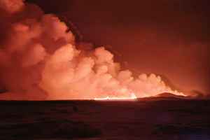 冰島南部火山在持續地震後終爆發（有片）