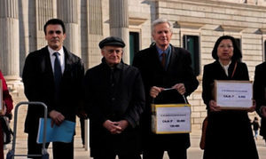 西班牙廿五萬個「反活摘器官」簽名呈交國會