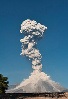 危地馬拉火山爆發火山灰直衝四千五百米