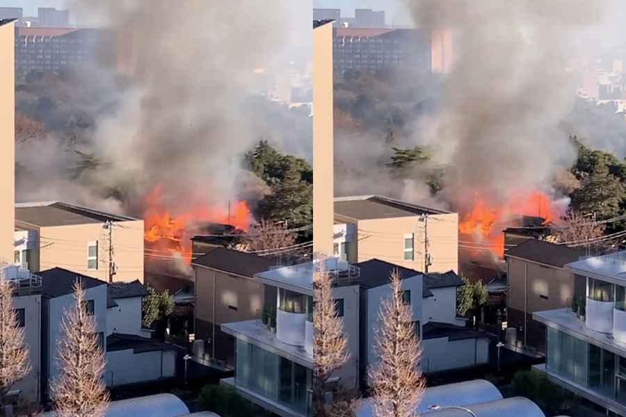 日本前首相田中角榮故居起火