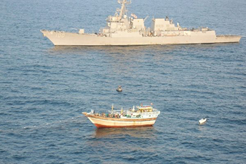 兩美軍海豹突擊隊員登船搜查  何以落水喪生？