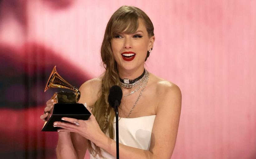 Taylor Swift破紀錄4奪格林美年度專輯獎