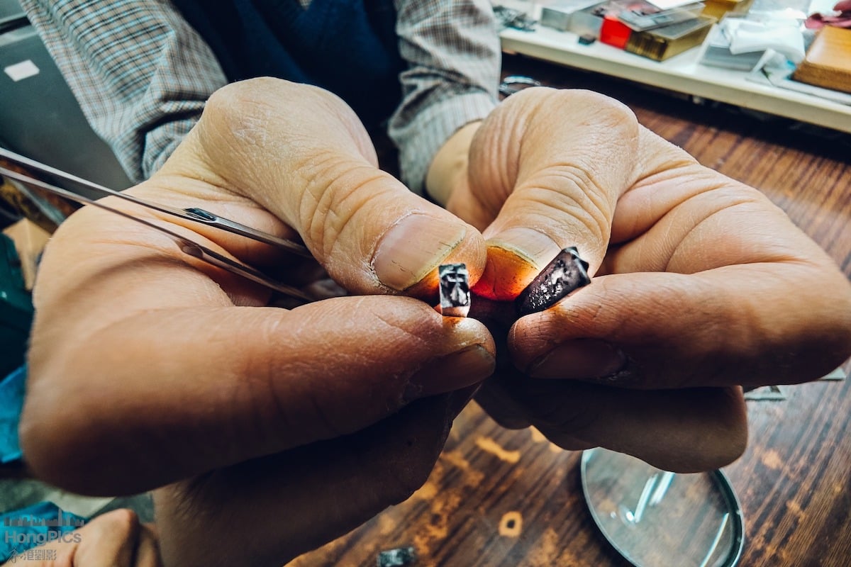 梁師傅自創組合字粒。(劉永康提供)