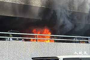 【有片】兆禧苑私家車漏油爆炸 車主被燒傷