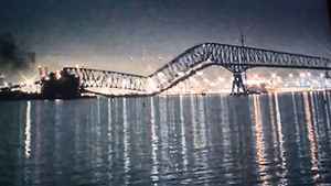 貨輪撞毀巴爾的摩大橋 橋段起火車輛落水