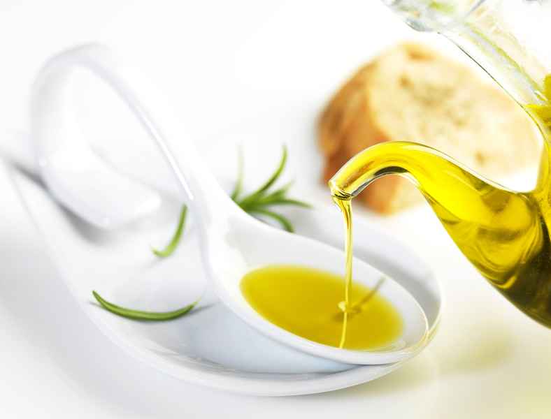 喝橄欖油 美容靈丹還是名人時尚？