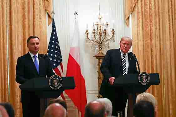 波蘭總統會見特朗普 支持北約增加軍費