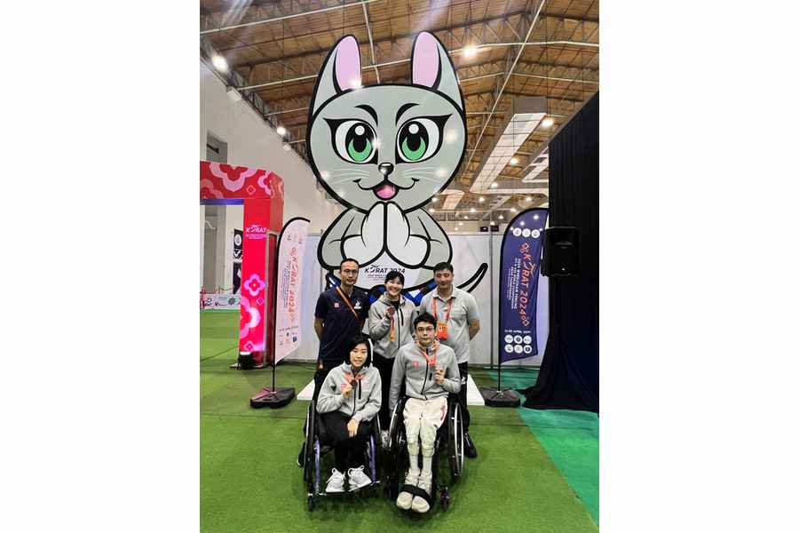 輪椅劍擊亞洲錦標賽 港隊首日奪1銀2銅