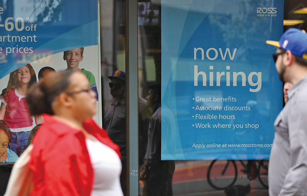 美國2月份新增23.5萬個工作機會，市場預估美聯儲本周決定加息的機率大於九成。（Getty Images）