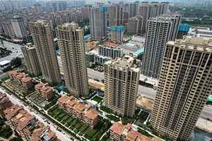 中國房地產危機下 650萬農民工離開建築業