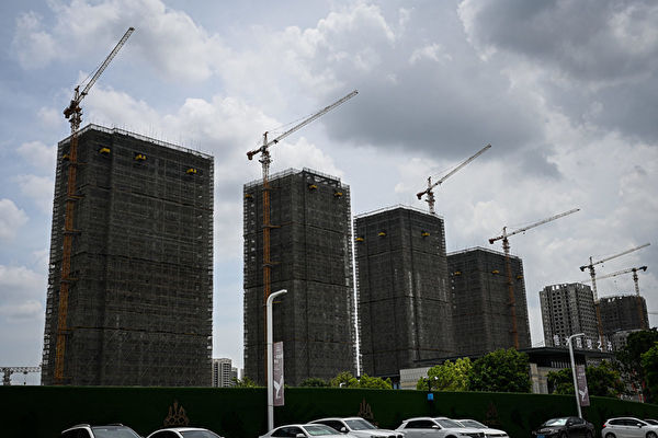 中國兩大老牌房企將退市 「千億房企」正退場