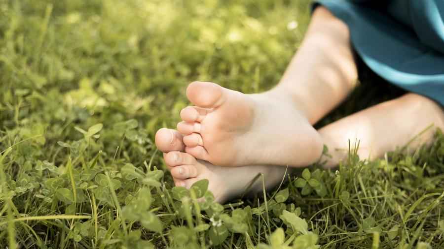夏季擁有 美麗雙腳 做七個簡單步驟