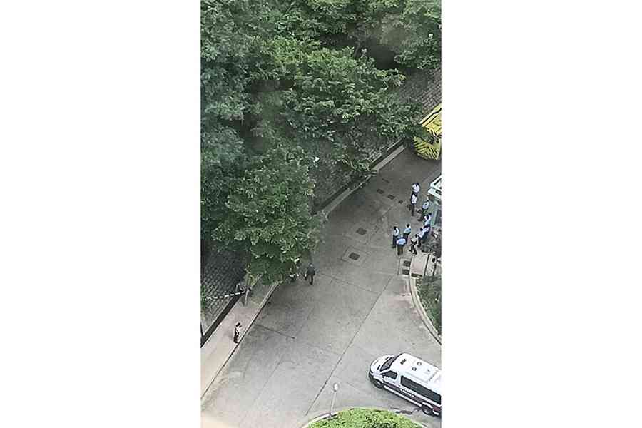 鯉魚門邨六旬翁疑失足墮明渠 昏迷送院後不治