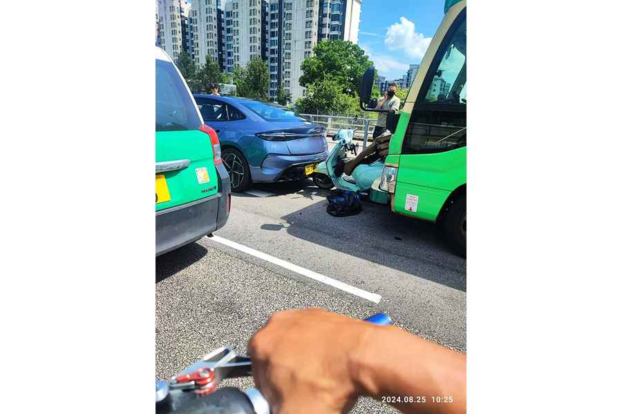 白石角三車相撞 一女子頸受傷送院