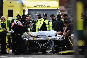 英國國會外爆恐襲 事件時間軸一覽