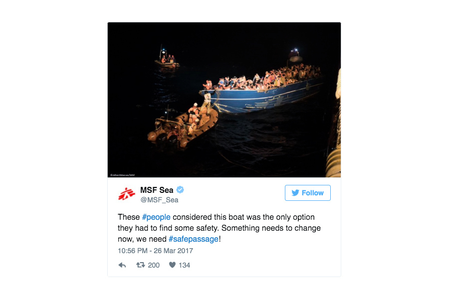 人道船在地中海救起千二名移民