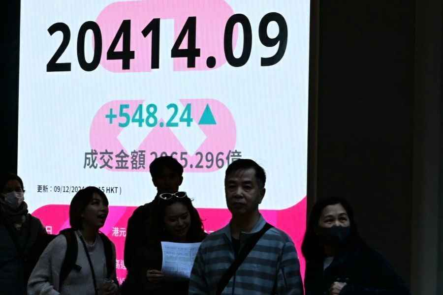 恒指升548點 科指漲4.3% 成交額2065億