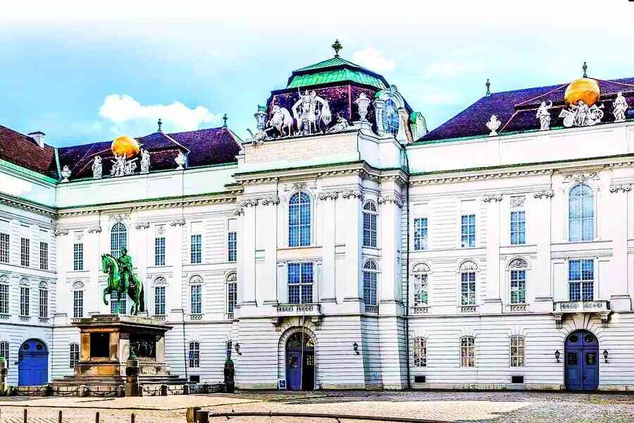 令人驚歎的六百年前 中世紀圖書館