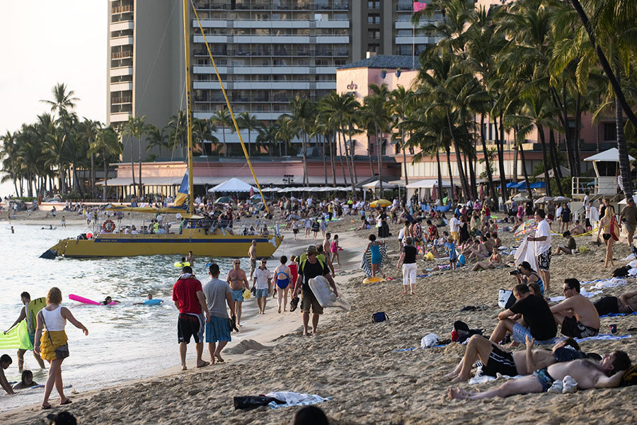 逾二千中國遊客美簽被拒 無法赴夏威夷會議