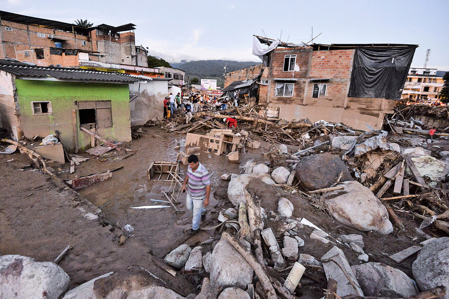 哥倫比亞山崩泥石流254死