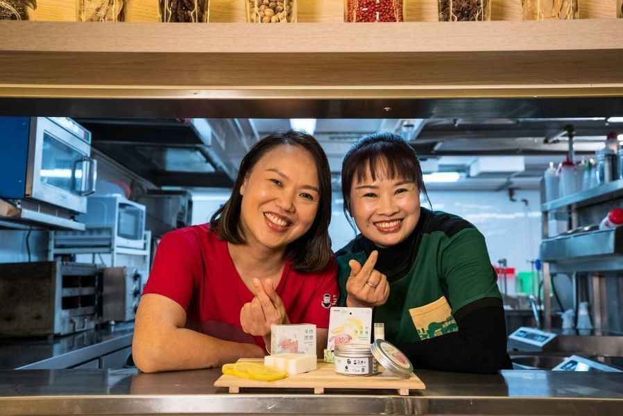 譚仔雲南米線及譚仔三哥米線 推剩餘腩肉「升級再造」生活用品