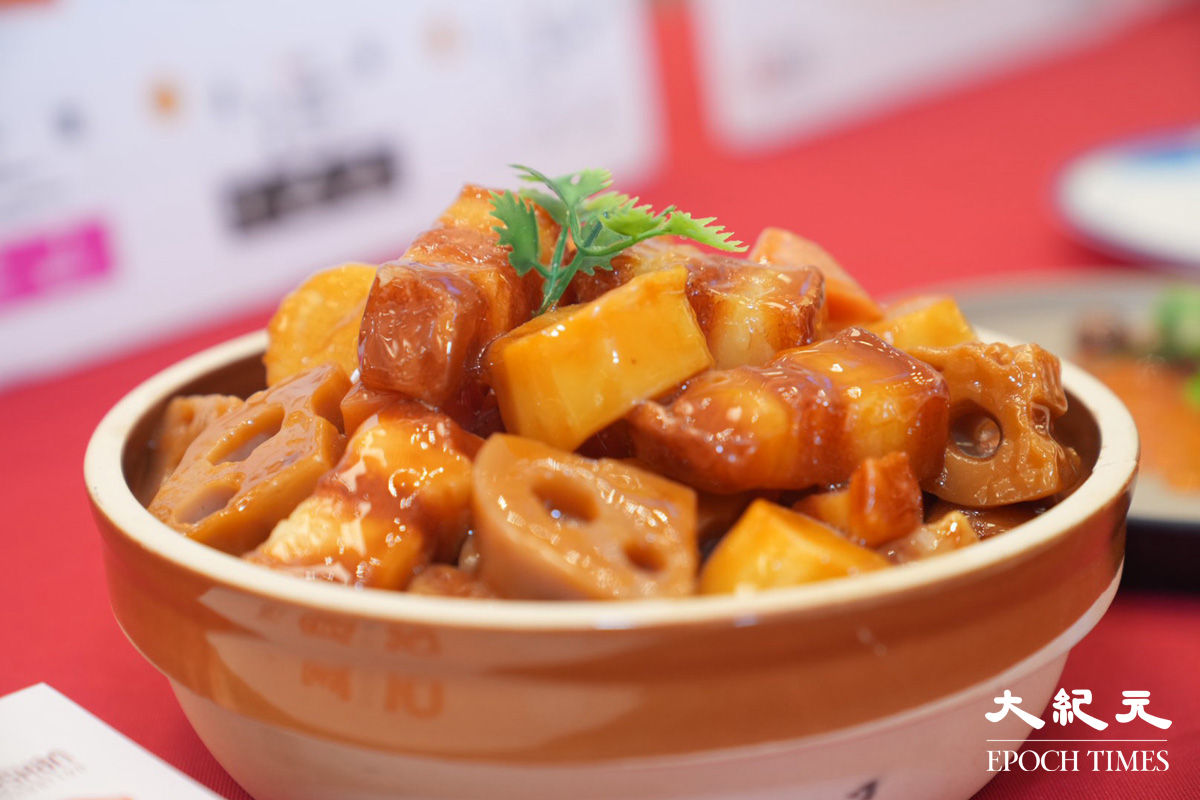今年社聯繼續「落地」推廣「照護食」。（霄龍／大紀元）