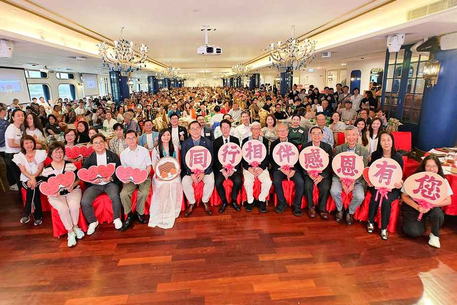 鄰舍輔導會宴過千名服務使用者及照顧者 慶祝父、母親節