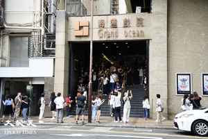 逾半世紀海運戲院走入歷史 市民趕赴最後場次