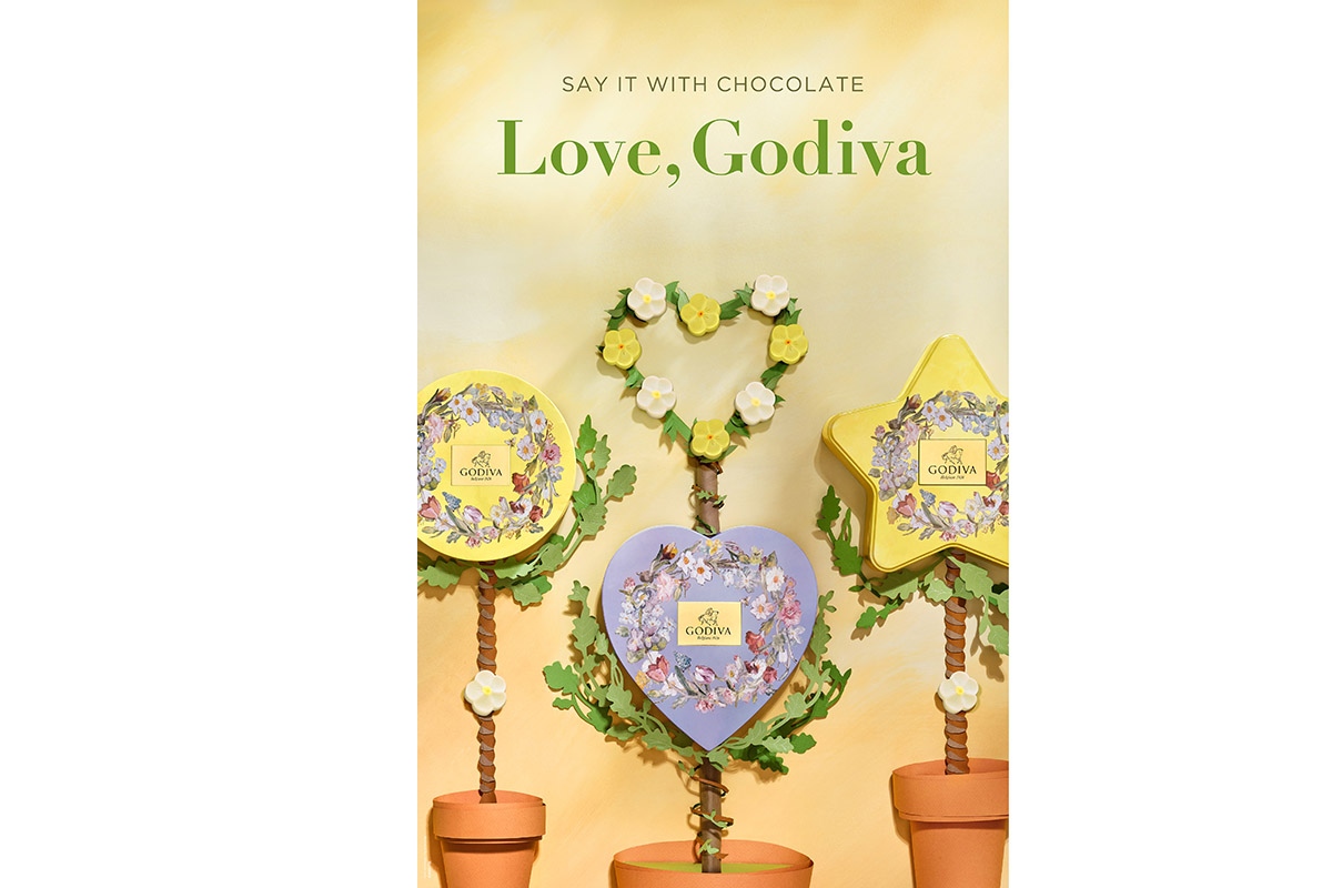巧克力品牌GODIVA由即日起推出七夕限定2025夏之戀系列，帶來2款花形設計的七夕專屬限定巧克力及4大節日禮盒。（公關提供）