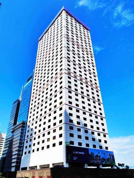 美聯：金鐘甲廈美國銀行中心低層多室放租 呎租40餘元