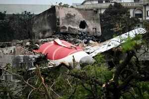印航空難｜黑盒尋回 波音總裁取消原定行程協助調查