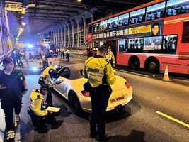 「US 8964」車牌轉讓疑因警調查一度受阻 車主昨獲批