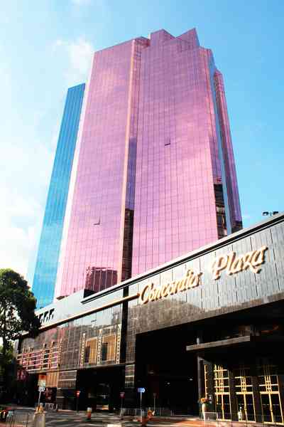 美聯：尖東康宏廣場「則王」單位放售 呎價較峰值跌逾四成