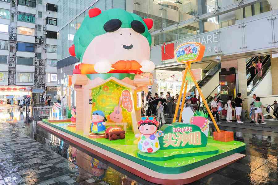 好去處｜6米高巨型3D立體吹氣「粗眉」iSQUARE登場