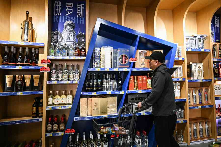 上海「俄羅斯商品館」倒一片 山寨貨橫行