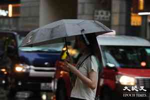 天文台發出黑色暴雨警告（更新）